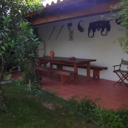 Holiday home Charming House In With Shared Pool