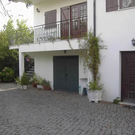 Casa vacanze Charming House In With Shared Pool Ponte de Lima